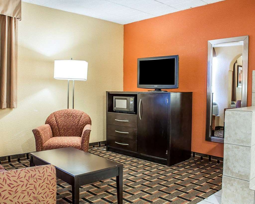 Baymont By Wyndham Scranton Dunmore Habitación foto